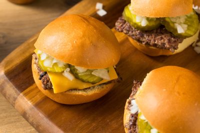 7 Chain Restaurants With the Best Cheeseburger Sliders, According to Diners 