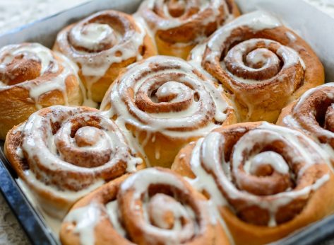 4 Chains with the Best Cinnamon Rolls