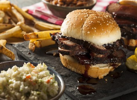 4 Chains With Oversized Beef Brisket