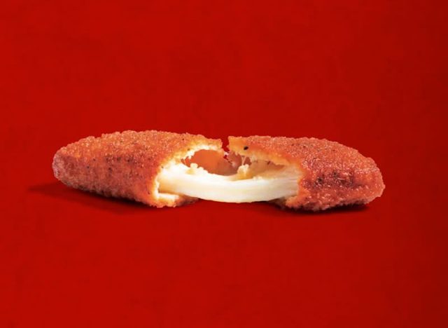 Dave's Hot Chicken Hot Mozz