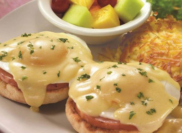 Perkins Classic Eggs Benedict