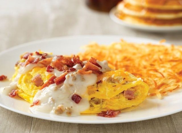 Village Inn Country-Music-Star-Omelette