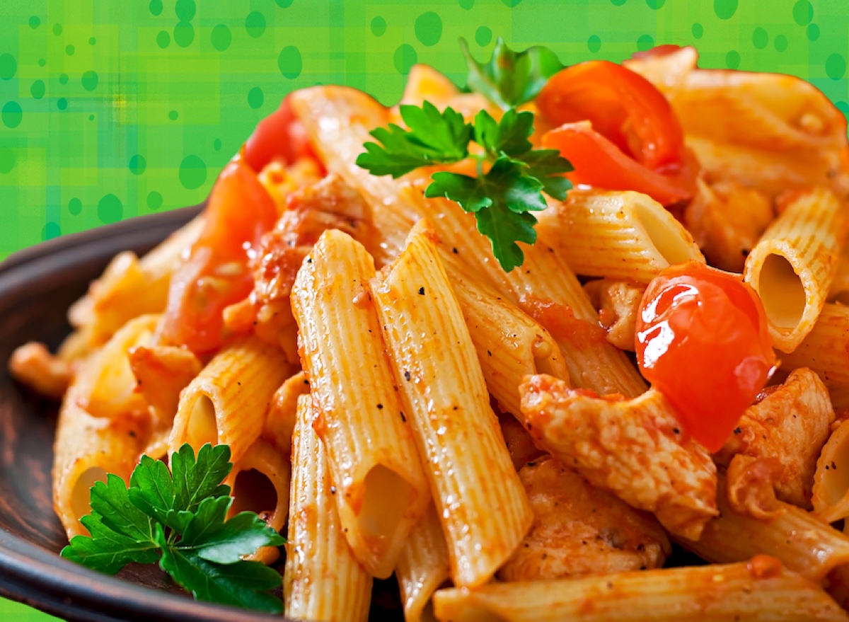 5 Chain Restaurants With the Best Penne Pasta, According to Chefs