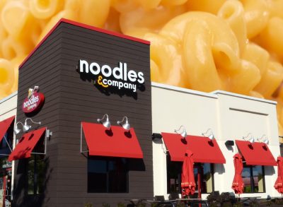 5 Chain Restaurants With the Best Mac and Cheese, According to Chefs