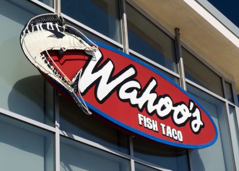 7 Seafood Chains Serving the Best Fish Tacos