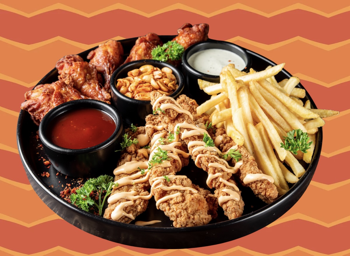 5 Restaurant Chains With the Best Appetizer Samplers, According to Diners