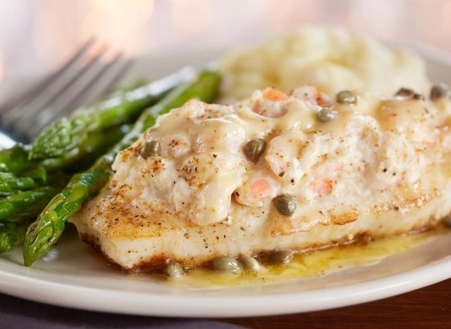5 Restaurant Chains With the Best Seafood Stuffed Fish, According to Diners