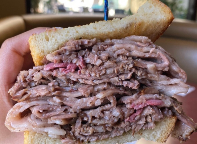 5 Restaurant Chains With the Best Open-Faced Sandwiches, According to Diners