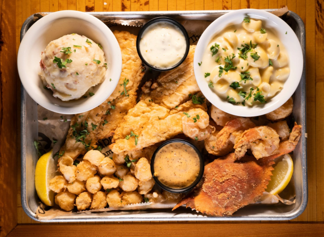 5 Restaurant Chains With the Best Fried Seafood Spreads, According to Diners