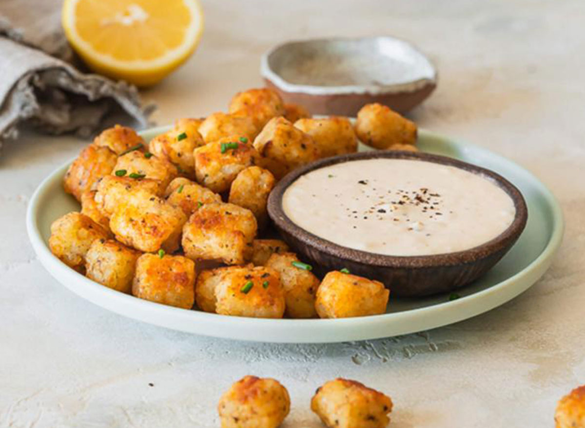 Alexia Crispy Seasoned Potato Puffs with Roasted Garlic & Cracked Black Pepper