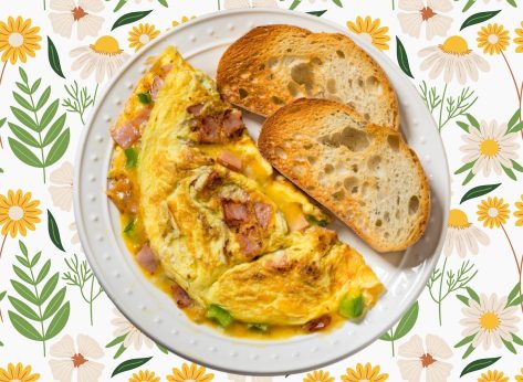 5 Chains With the Best Western Omelets