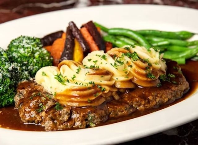 Grand Lux Cafe Salisbury Steak
