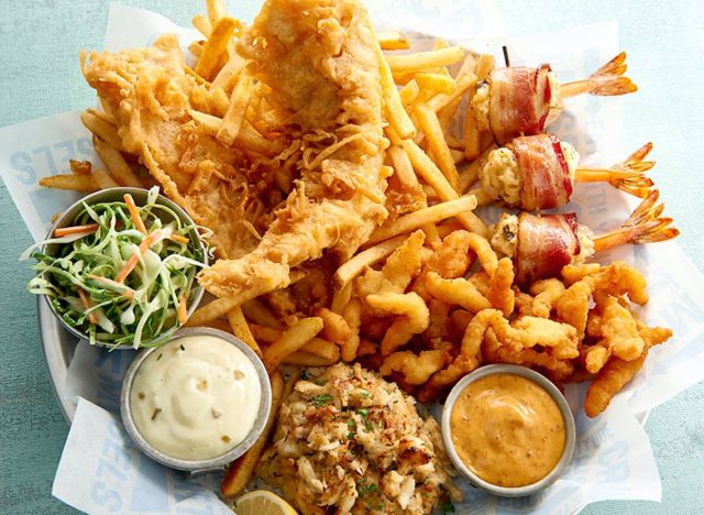 Joe's Crab Shack East Coast Platter 