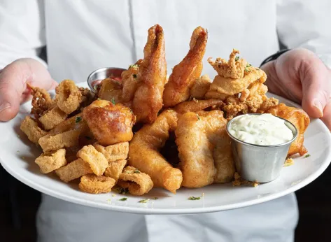 5 Chains With the Best Fisherman's Platters