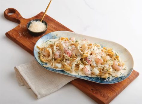 5 Chains With the Best Seafood Pasta Dishes