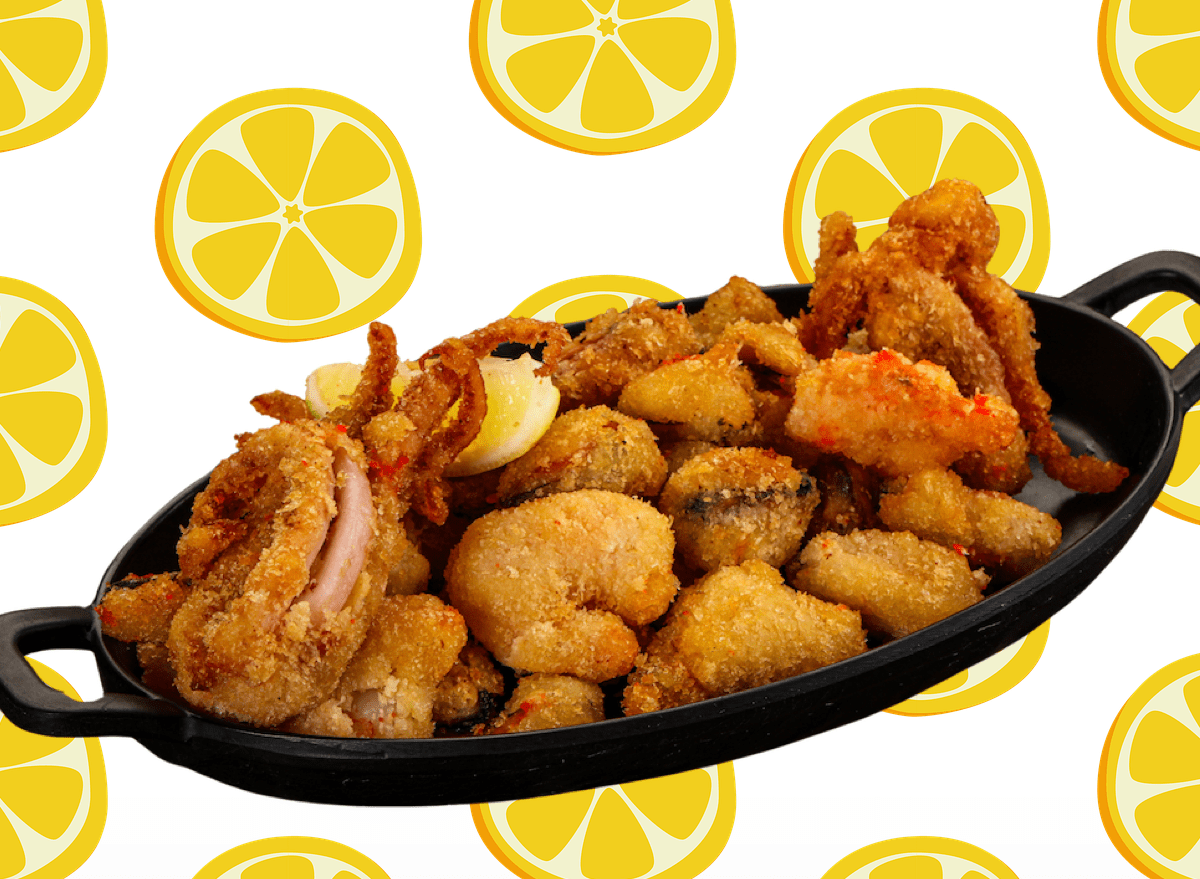 Fried seafood platter lemon