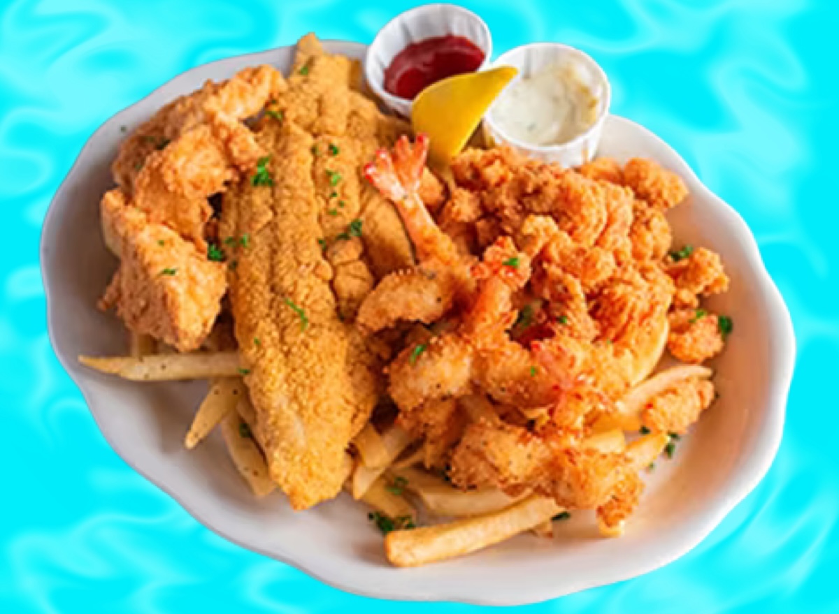 Pappadeaux fried seafood platter
