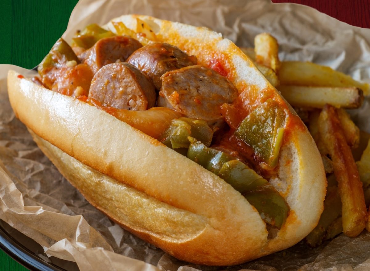 5 Restaurant Chains With the Best Sausage and Peppers According to Diners