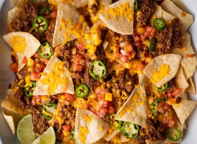 5 Chain Restaurants With the Best Nacho Platters, According to Diners