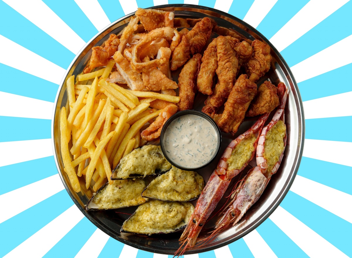 Fried seafood platter