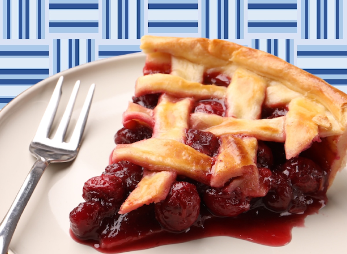 5 Restaurant Chains With the Best Cherry Pie, According to Diners