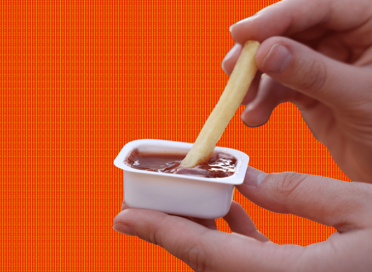 5 Chain Restaurants With the Best BBQ Sauce, According to Diners