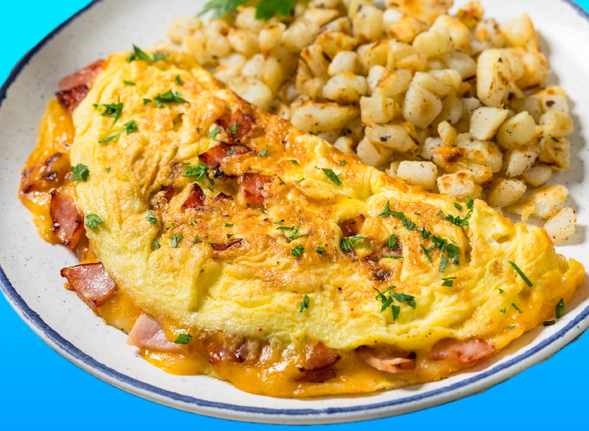 5 Restaurant Chains with the Meatiest Omelets, According to Chefs
