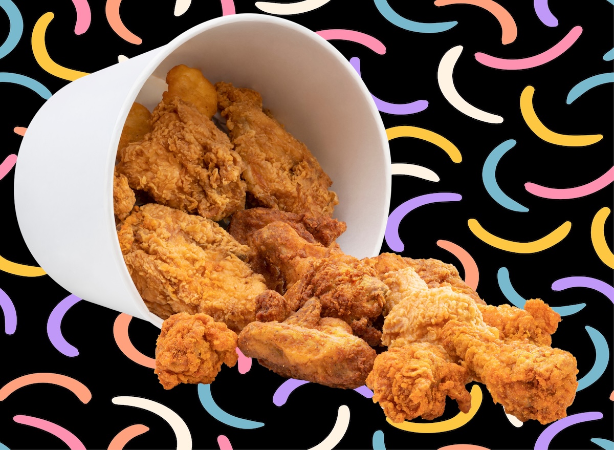 5 Restaurant Chains With the Best Fried Chicken Buckets, According to Diners