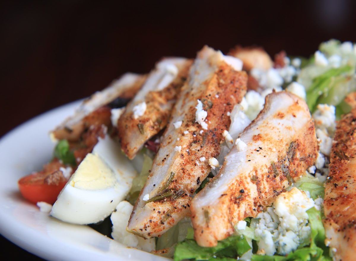 Blackened,Chicken,Cobb,Salad,Side,View