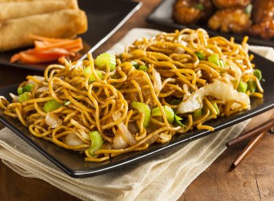5 Best Frozen Lo Mein Meals, According to Shoppers