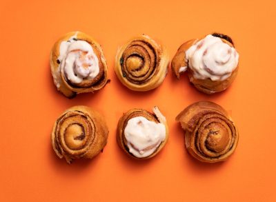 5 Restaurant Chains That Serve Cinnamon Rolls Bigger Than Your Fist