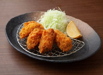 5 Restaurant Chains Known for Great Fried Oysters, According to Chefs