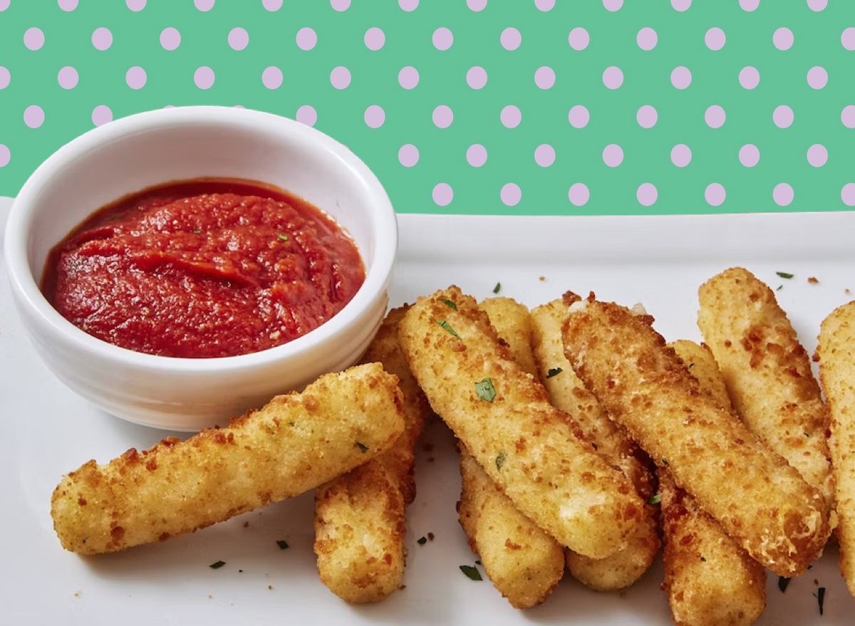 5 Best Frozen Mozzarella Sticks, According to Shoppers