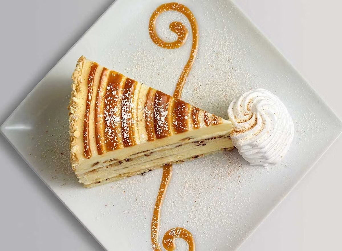 Cinnabon Cinnamon Swirl Cheesecake