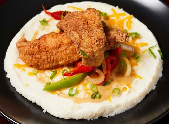 Oohh's & Aahh's Catfish & Grits