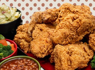 5 Restaurant Chains With the Best Fried Chicken and Baked Beans, According to Diners