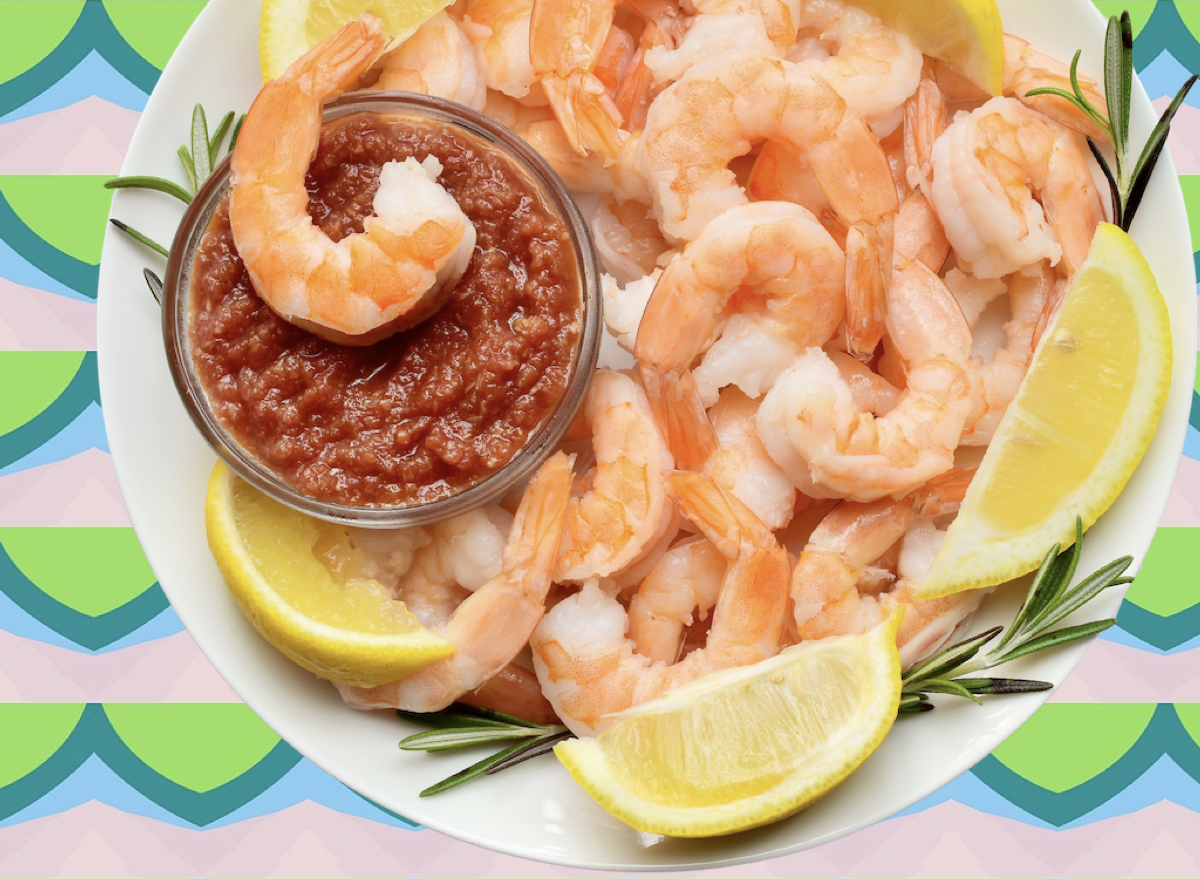 4 Chain Restaurants With the Best Shrimp Cocktail, According to Chefs