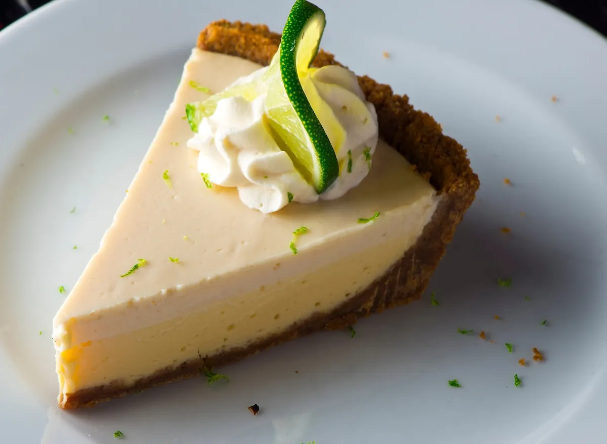 Key,Lime,Pie.,Classic,Traditional,American,Dessert,Favorite.,Key,Lime