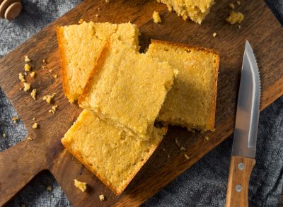 4 Restaurant Chains With the Best Corn Bread, According to Chefs