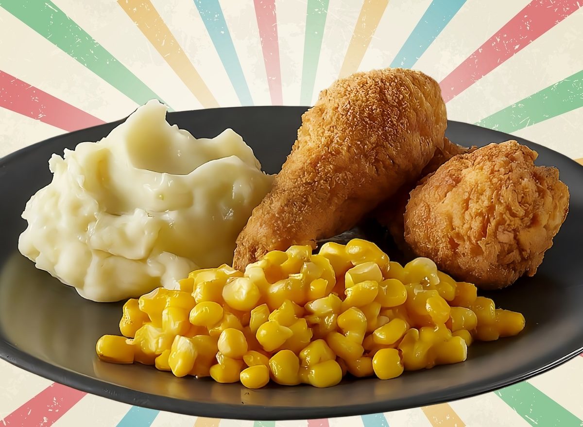 Fried chicken corn and mashed potatoes
