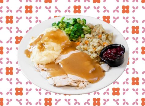 5 Restaurant Chains With the Best Turkey and Mashed Potatoes, According to Diners