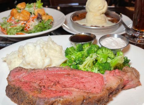 5 Restaurant Chains With the Best Weekend Specials, According to Diners