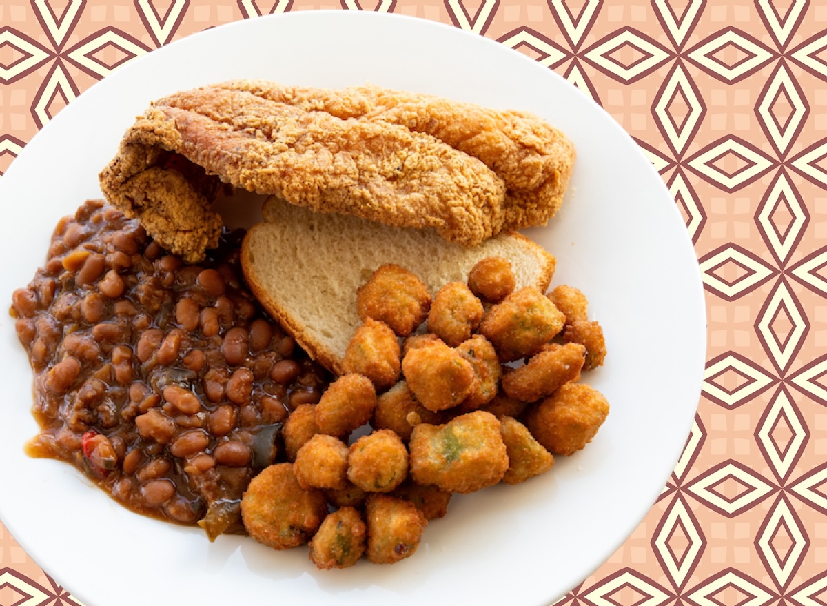 5 Restaurant Chains With the Best Fried Fish and Bread, According to Diners