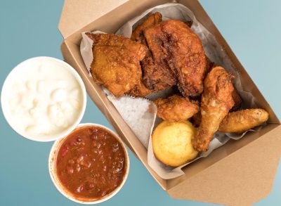 5 Restaurant Chains With the Best Chicken and Cornbread, According to Diners