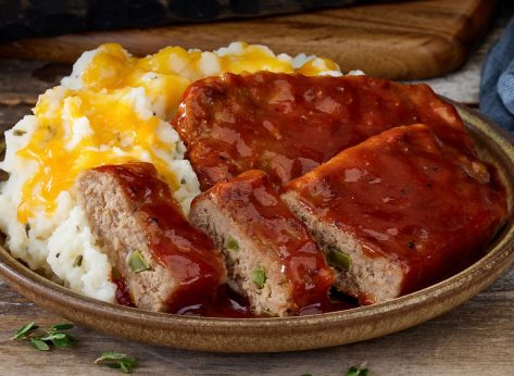 7 Frozen Meals That Taste Like a Church Potluck, According to Shoppers