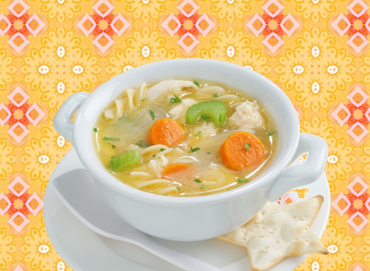 5 Restaurant Chains With the Best Chicken and Noodles, According to Diners
