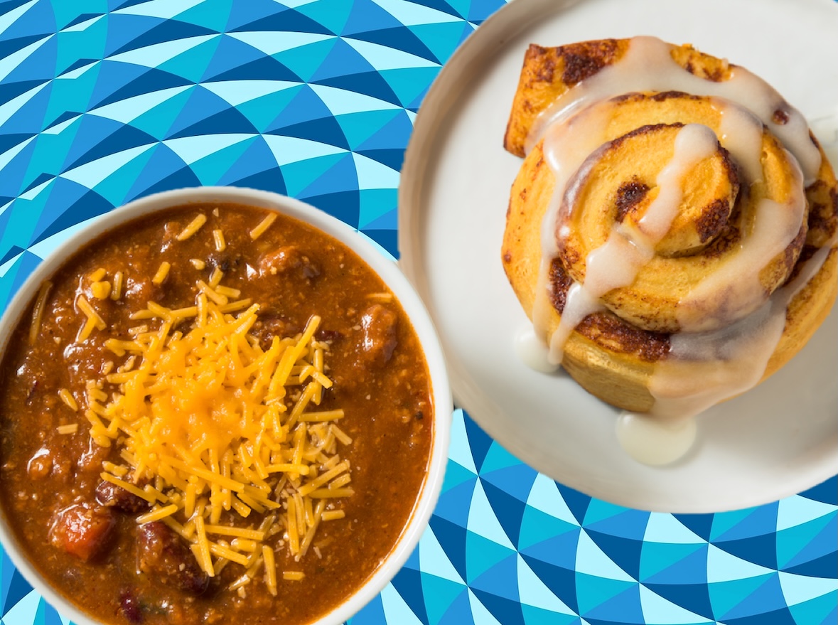 4 Chains That Serve Chili With Cinnamon Rolls, Like School Lunch Used To
