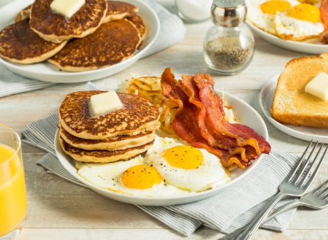 5 Restaurant Chains Where Breakfast Is Still Cooked to Order, According to Diners