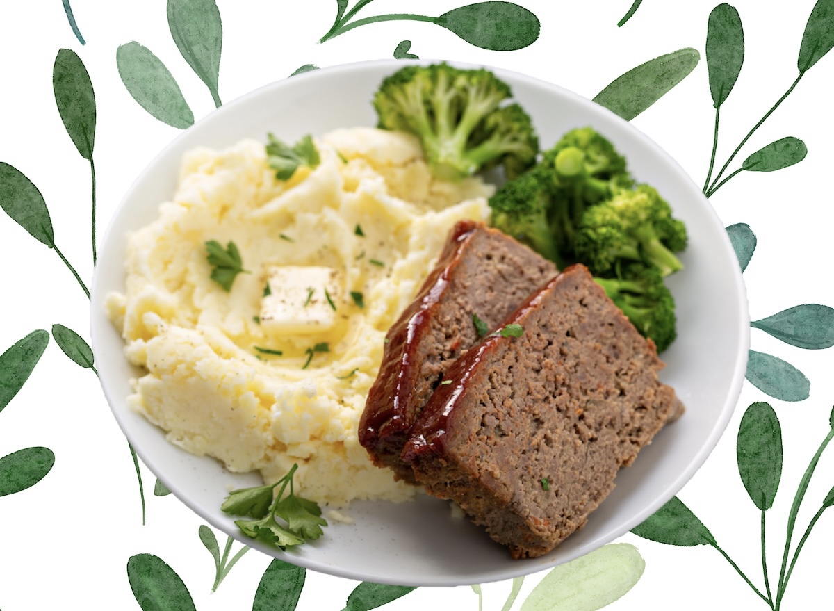 5 Restaurant Chains With the Best Meatloaf and Mashed Potatoes, According to Diners
