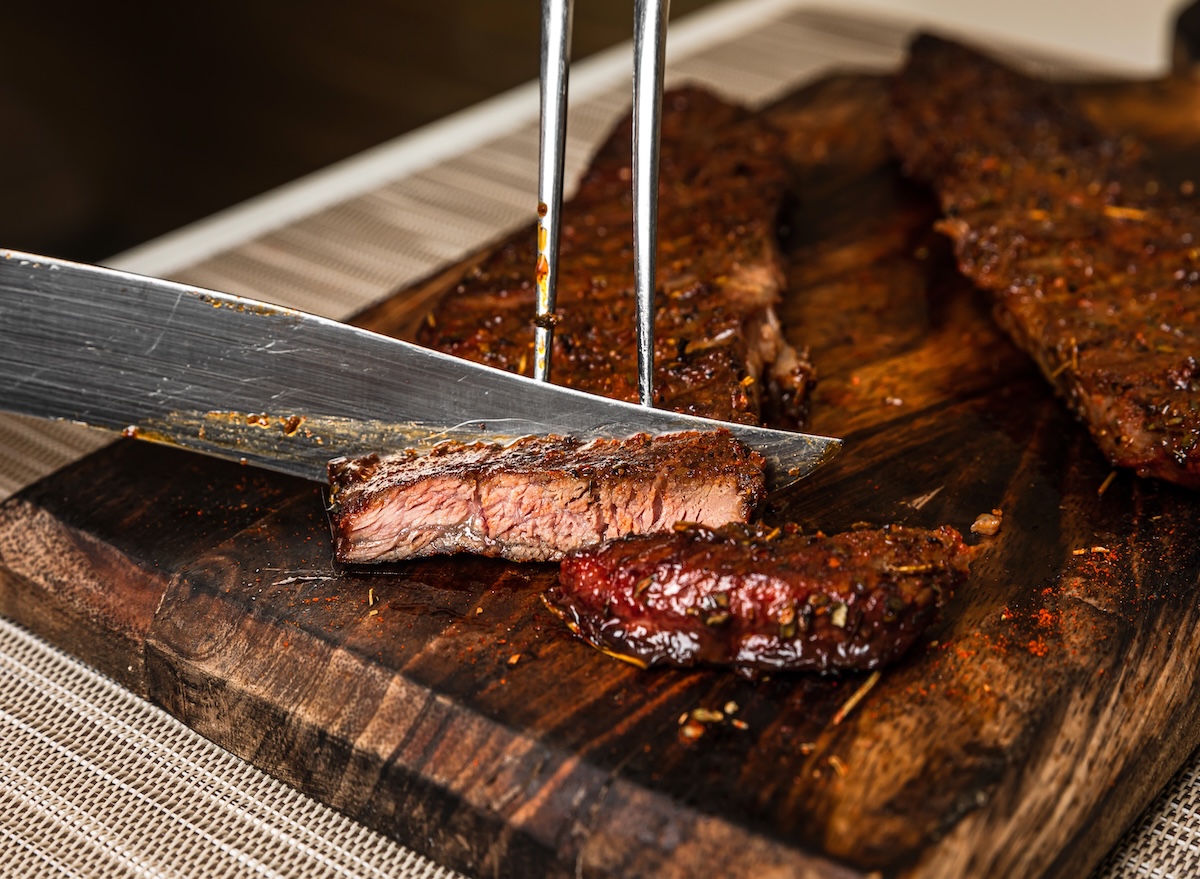 5 Southern Chains With the Best Steak and Fried Okra, According to Diners
